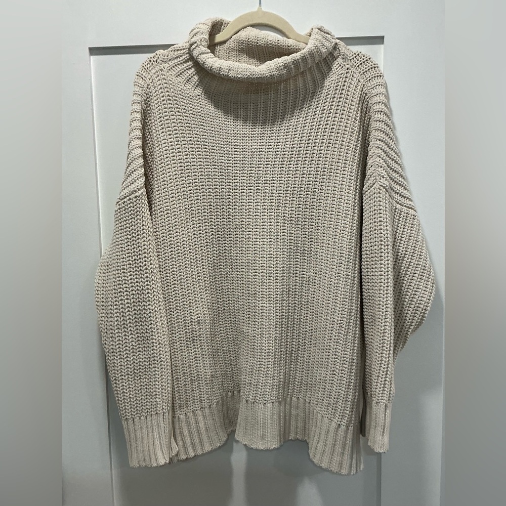 Aerie Soft Beige Turtleneck Sweater